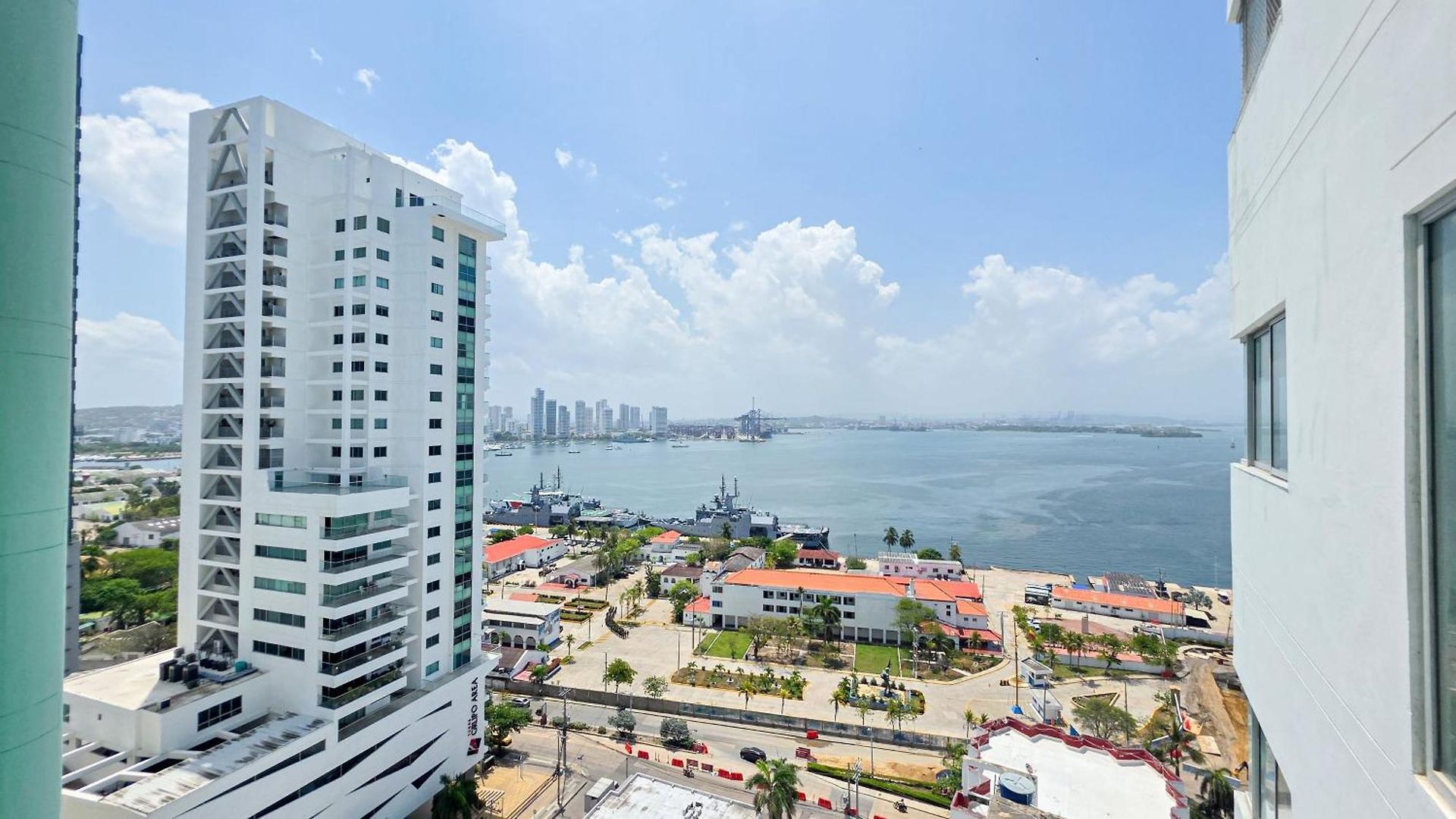 Apartamento Modern 2br With Ocean View Walk To 16th Floor Bocagrande *