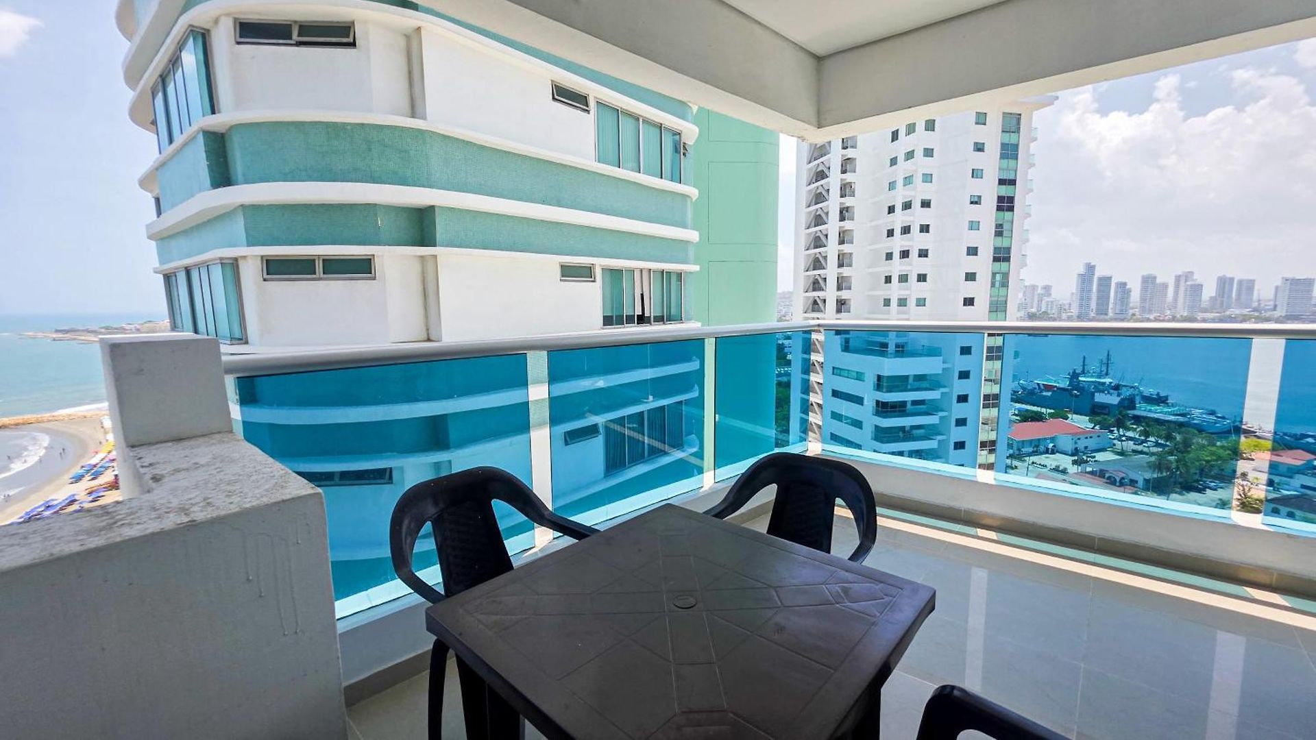 Modern 2br With Ocean View Walk To 16th Floor Bocagrande Apartamento