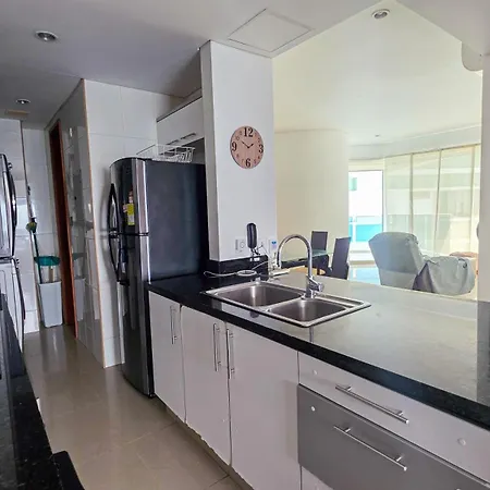 Modern 2br With Ocean View Walk To 16th Floor Bocagrande * Cartagena