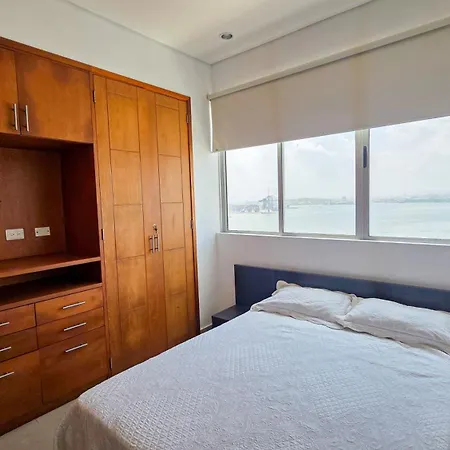 Apartamento Modern 2br With Ocean View Walk To 16th Floor Bocagrande Cartagena